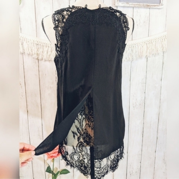 Truly Poppy Black Layered sleeveless Tunic Top Women's Small S Casual Sexy EUC - Picture 5 of 9
